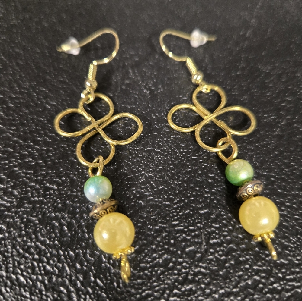 Hand Crafted Gold Clover Dangle Earrings with Pale Yellow and Mint/Yellow Beads - Picture 9 of 10